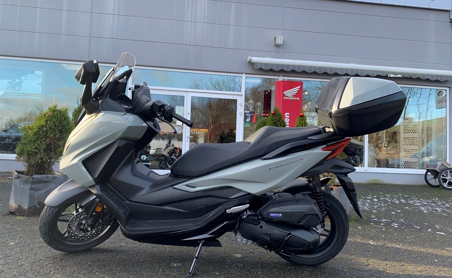 Angebot Honda Forza 125 Bild 2: Angebot Honda Forza 125