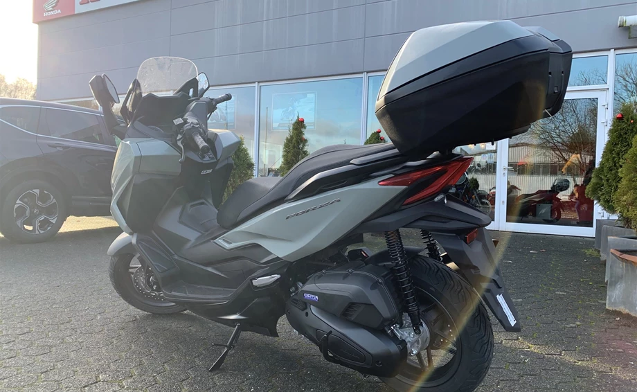 Angebot Honda Forza 125 Bild 3: Angebot Honda Forza 125