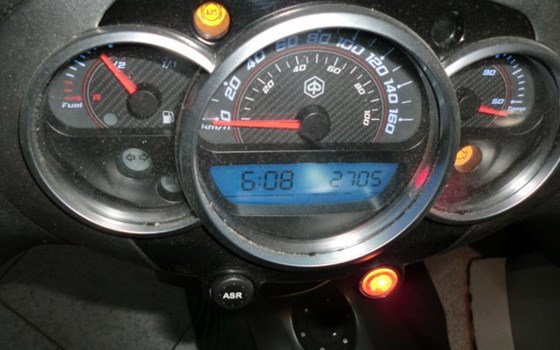 Gebrauchtmotorrad Piaggio Beverly 300 i.e.S - Bild 9