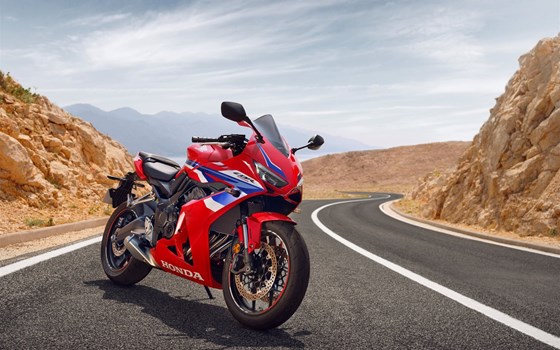 Neufahrzeug Honda CBR650R E-Clutch - Bild 3