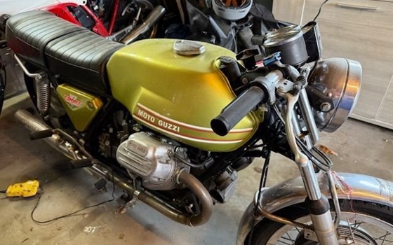 Gebrauchtmotorrad Moto Guzzi V7 Sport - Bild 1