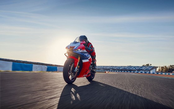 Gebrauchtmotorrad Honda CBR1000RR-R Fireblade SP - Bild 12