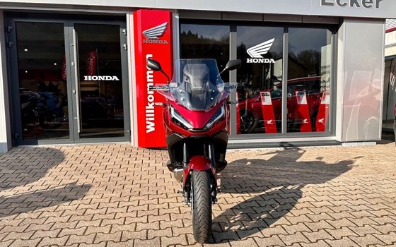 Gebrauchtmotorrad Honda NT1100 - Bild 2