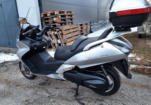 Honda Silver Wing 600