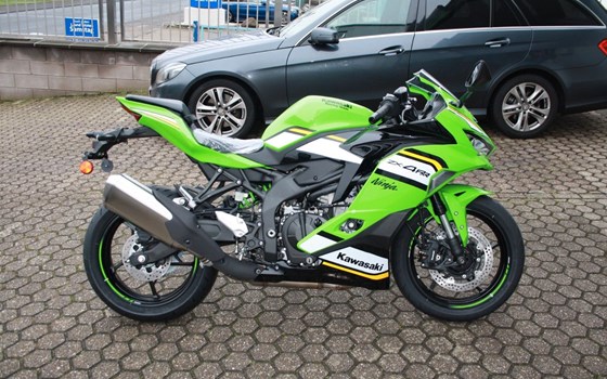 Neufahrzeug Kawasaki Ninja ZX-4RR - Bild 2