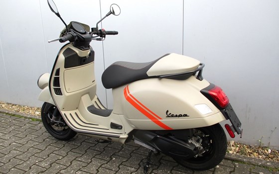 Gebrauchtmotorrad Vespa GT - Bild 4