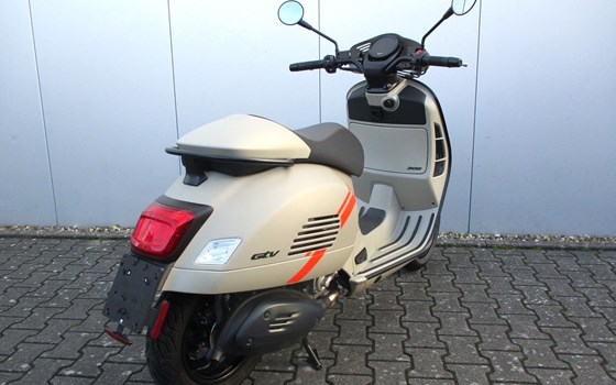 Gebrauchtmotorrad Vespa GT - Bild 5