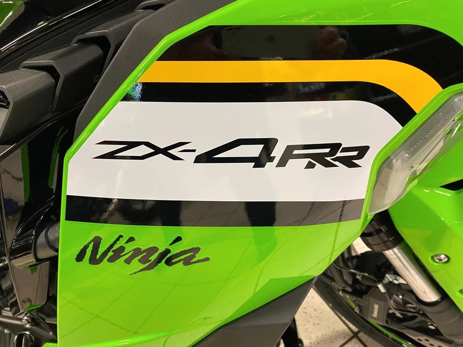 Angebot Kawasaki Ninja ZX-4RR Bild 5: Angebot Kawasaki Ninja ZX-4RR