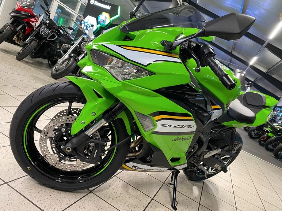 Angebot Kawasaki Ninja ZX-4RR Bild 6: Angebot Kawasaki Ninja ZX-4RR