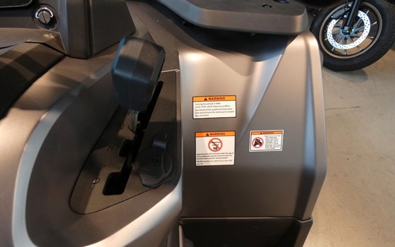 Neufahrzeug QJ Motor SFA 1000 ABS EPS DLX TOURING - Bild 15