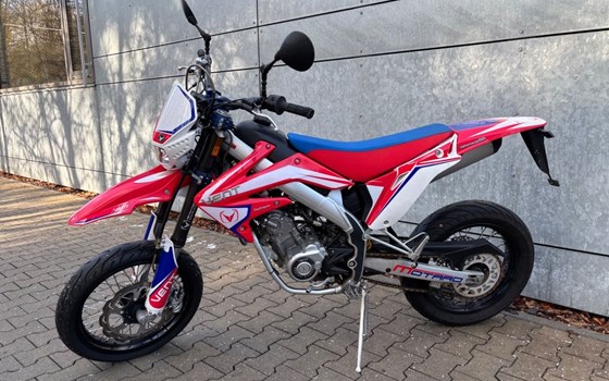 Gebrauchtmotorrad KTM 125 Supermoto ER - Bild 4