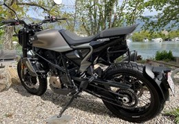 Moto usata Husqvarna Svartpilen 701