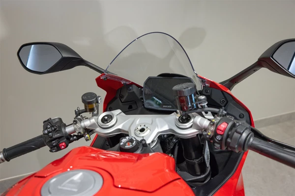 Ducati Panigale V2 (rot) - Bild 7