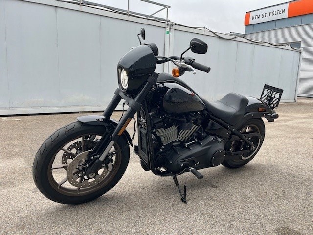 Harley-Davidson Softail Low Rider S FXLRS (Vivid Black) - Bild 10
