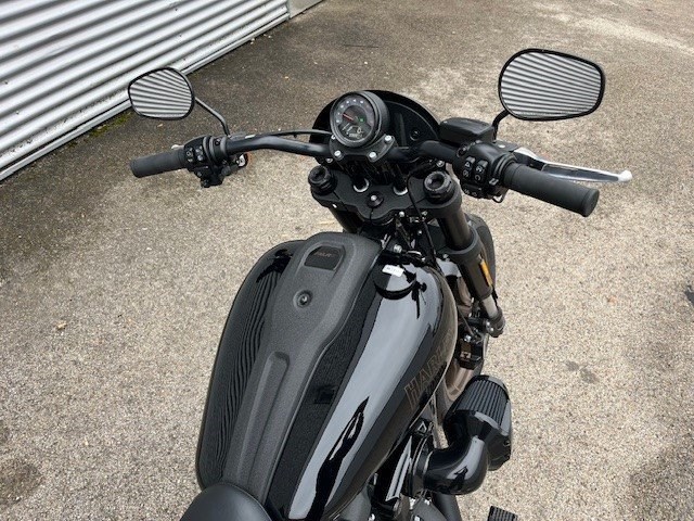 Harley-Davidson Softail Low Rider S FXLRS (Vivid Black) - Bild 5
