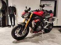 Gebrauchtmotorrad Triumph Speed Triple 1200 RS 