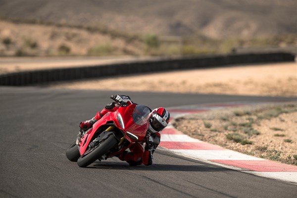 Ducati Panigale V2 S (rot) - Bild 7