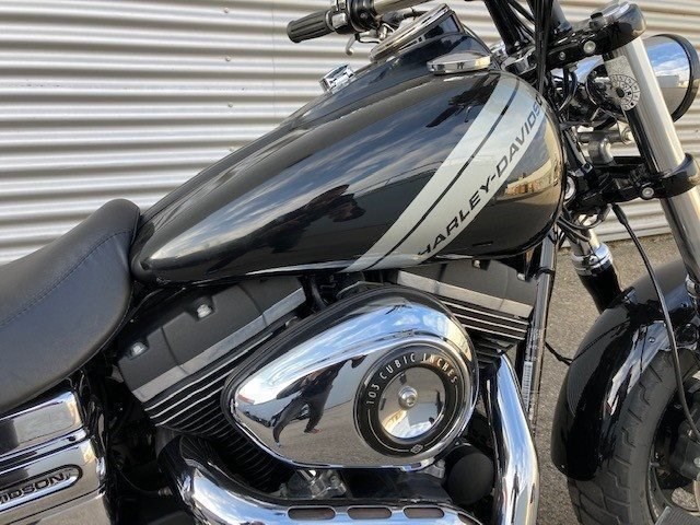 Harley-Davidson Dyna Fat Bob FXDF (Vivid Black) - Bild 3