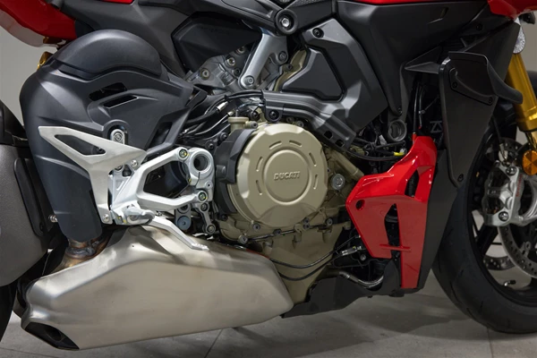 Ducati Streetfighter V4 S (rot) - Bild 4