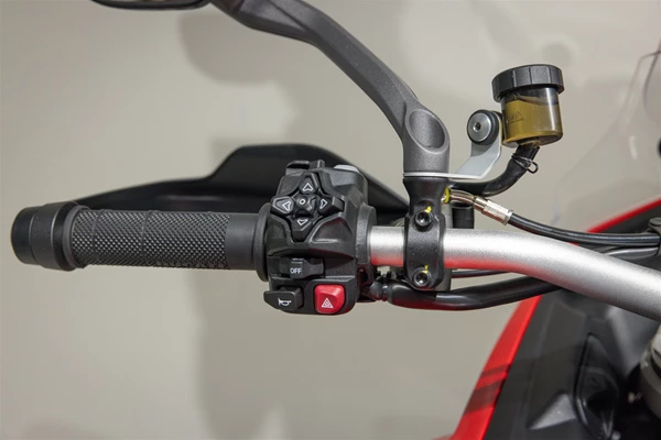 Ducati Multistrada V2 (rot) - Bild 9