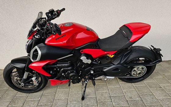 Motorrad Occasion Ducati Diavel V4 - Bild 2