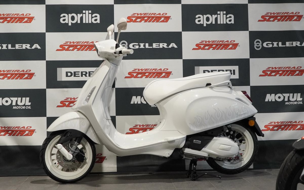Zum Vergrößern bitte anklicken! Angebot Vespa Sprint 125