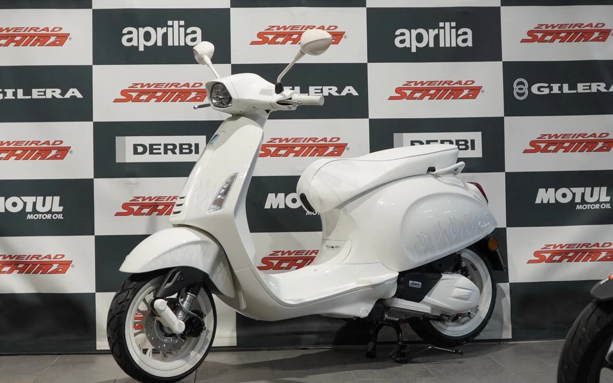 Zum Vergrößern bitte anklicken! Angebot Vespa Sprint 125