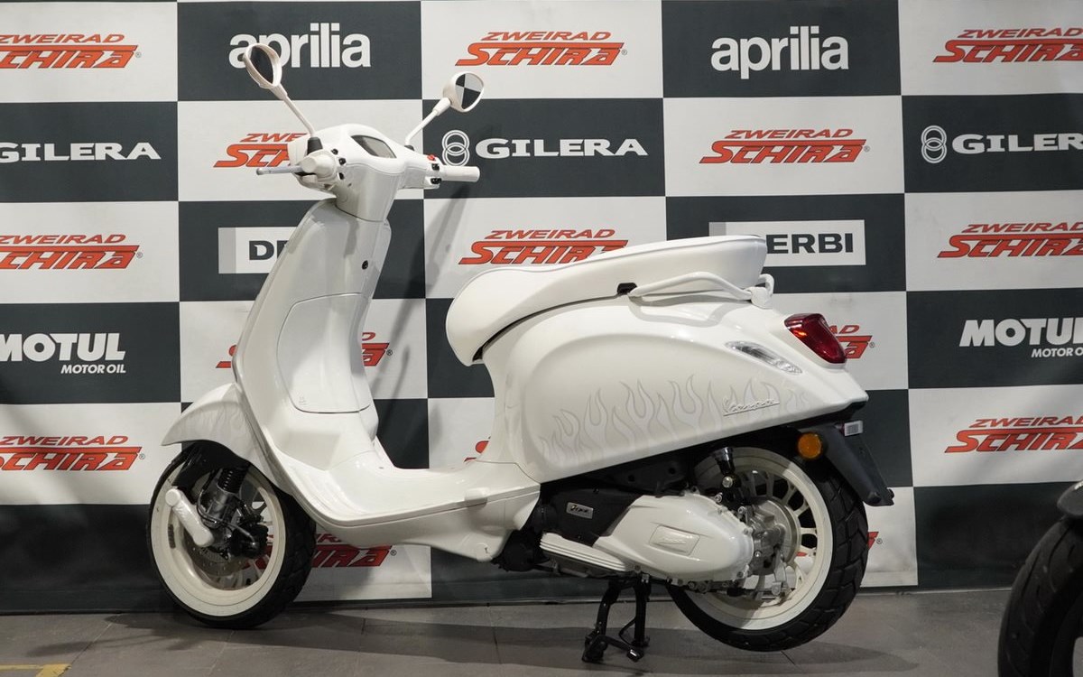 Zum Vergrößern bitte anklicken! Angebot Vespa Sprint 125