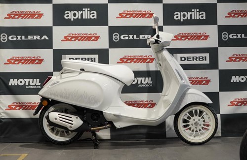 Neumotorrad Vespa Sprint Justin Bieber X Vespa 50