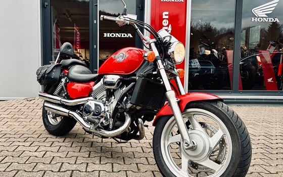 Gebrauchtmotorrad Honda VF 750 C Magna - Bild 2