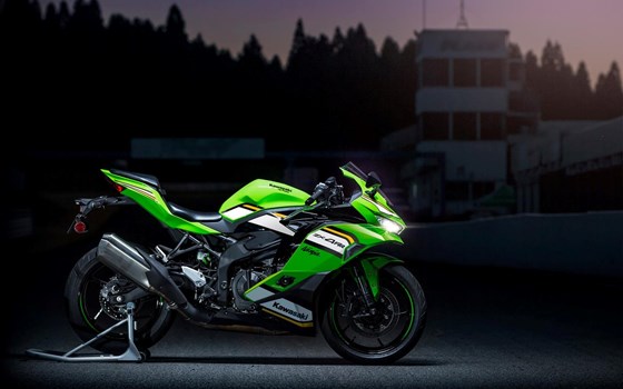 Neufahrzeug Kawasaki Ninja ZX-4RR - Bild 5