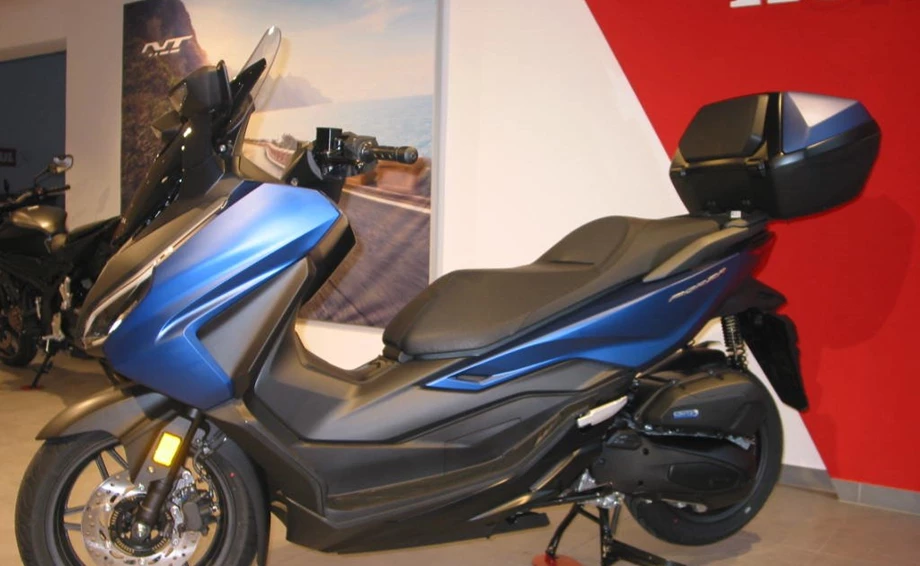 Offer Honda Forza 125 Bild 2: Offer Honda Forza 125