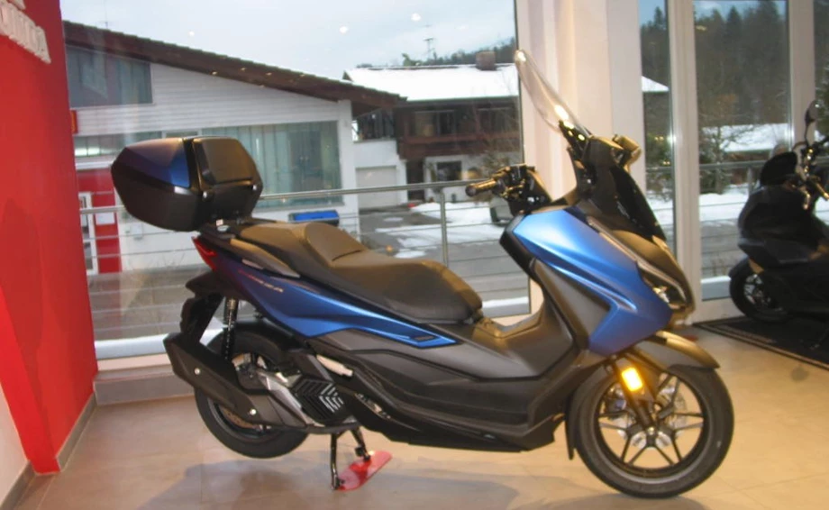 Offer Honda Forza 125 Bild 7: Offer Honda Forza 125