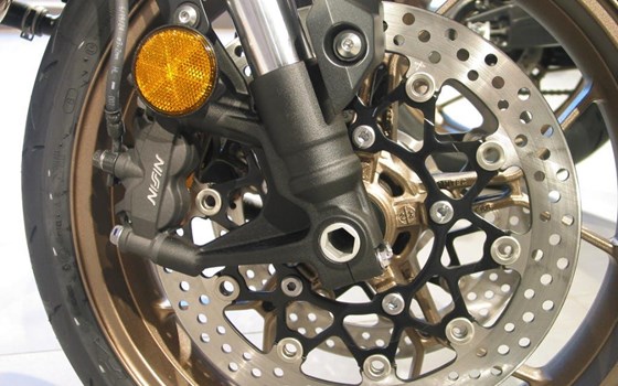 Neufahrzeug Honda CB650R E-Clutch - Bild 11
