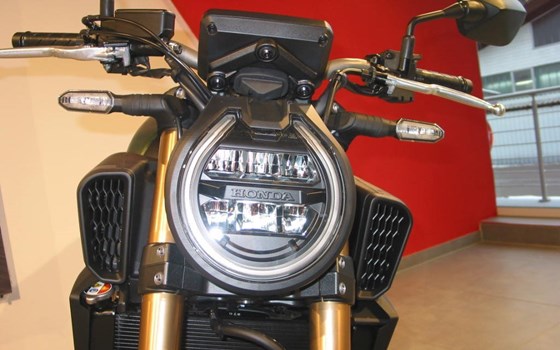 Neufahrzeug Honda CB650R E-Clutch - Bild 7