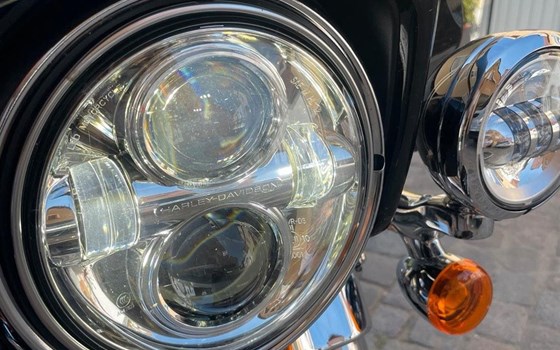 Gebrauchtmotorrad Harley-Davidson Electra Glide Ultra Limited Low FLHTKL - Bild 8