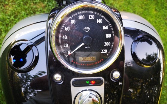 Gebrauchtmotorrad Harley-Davidson Dyna Fat Bob FXDF - Bild 3