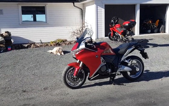 Gebrauchtmotorrad Honda VFR1200 FD - Bild 4