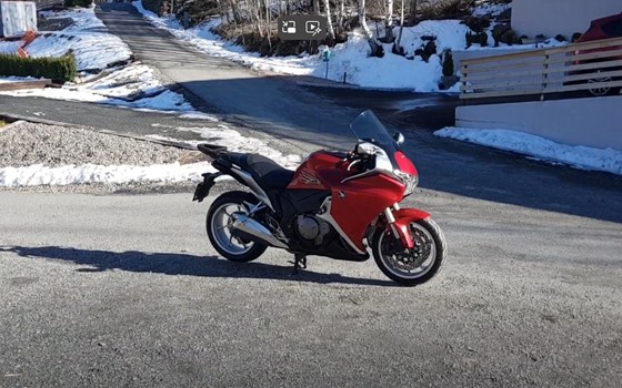 Gebrauchtmotorrad Honda VFR1200 FD - Bild 8