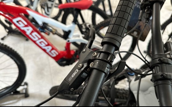 Neufahrzeug Husqvarna MC  4 - Bild 12