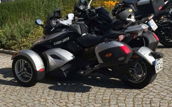 Gebrauchtmotorrad Can-Am Spyder RS - Bild 5