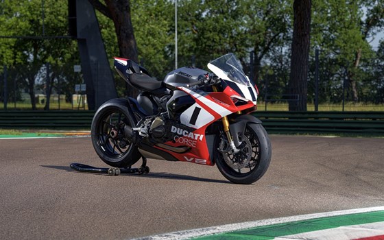 Neufahrzeug Ducati Panigale V2 Superquadro Final Edition - Bild 12