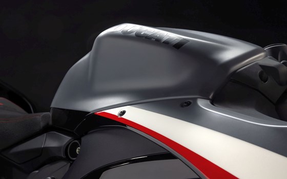 Neufahrzeug Ducati Panigale V2 Superquadro Final Edition - Bild 5