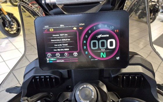Gebrauchtmotorrad MV Agusta Enduro Veloce - Bild 12 Gebrauchtmotorrad MV Agusta Enduro Veloce - Bild 12