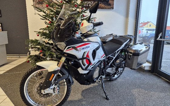 Gebrauchtmotorrad MV Agusta Enduro Veloce - Bild 2 Gebrauchtmotorrad MV Agusta Enduro Veloce - Bild 2