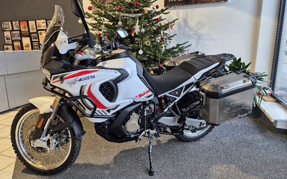 Gebrauchtmotorrad MV Agusta Enduro Veloce - Bild 3 Gebrauchtmotorrad MV Agusta Enduro Veloce - Bild 3