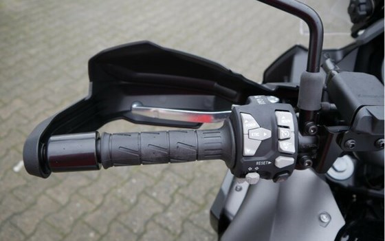 Neufahrzeug Kawasaki Versys 1100 - Bild 16