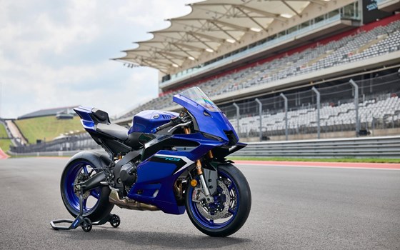 Neufahrzeug Yamaha R9 - Bild 18