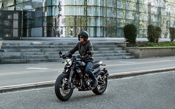 Neufahrzeug Ducati Scrambler Nightshift - Bild 12 Neufahrzeug Ducati Scrambler Nightshift - Bild 12