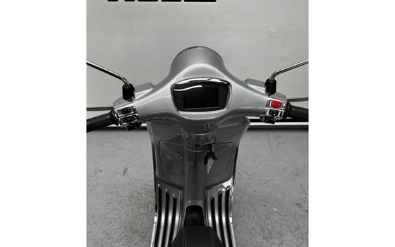 Neufahrzeug Vespa Elettrica - Bild 11